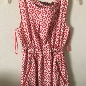 Red dress with two pockets